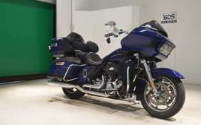 HARLEY FLTRUSE1800CVO 2015