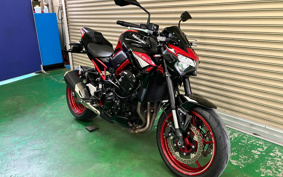KAWASAKI Z900 2024 ZR900B