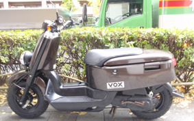 YAMAHA VOX DELUXE  SA31J