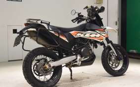 KTM 690 SMC 2011