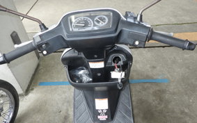 SUZUKI ADDRESS V100 CE13A
