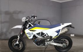 OTHER HUSQUARNA 701 SUPERMOTO 2017 USV