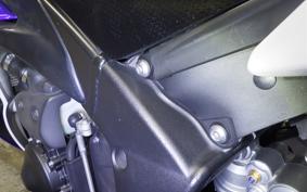 YAMAHA YZF-R1 2012