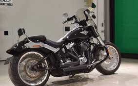HARLEY FLFB 1750 2017