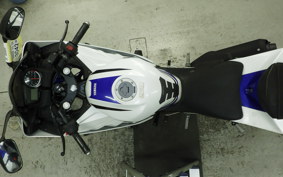 YAMAHA YZF-R15 2025