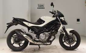 SUZUKI ｸﾞﾗﾃﾞｨｳｽ650 2013