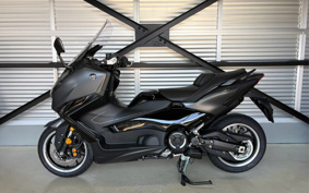 YAMAHA T-MAX 560 A TECHMAX 2026 SJ21J