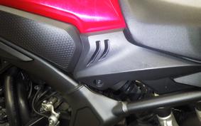 HONDA CB650R E-Clutch 2025 RH17