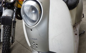 HONDA CREA SCOOPY I AF55