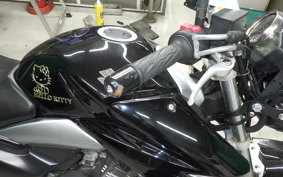 SUZUKI GSR250 2004