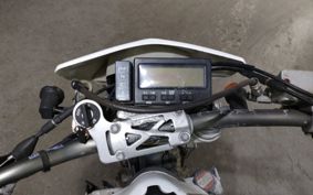 SUZUKI DR-Z400SM SK44A