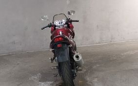 SUZUKI GSF750 2000 GR7EA