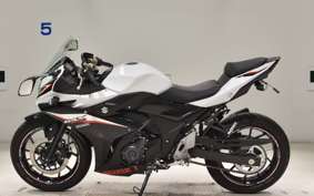 SUZUKI GSX250 R