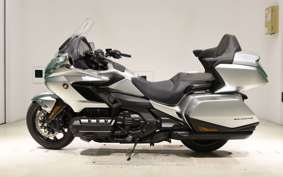 HONDA GL 1800 GOLD WING TOUR DCT 2025 SC79