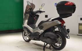 YAMAHA N-MAX
