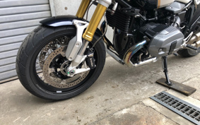 BMW NINE T 2018 0J01