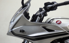 HONDA CB1300 SUPER  BOL DOR ABS 2021 SC54