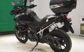 SUZUKI Vｽﾄﾛｰﾑ1000A 2016 VU51A