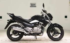 SUZUKI GSR250 2026