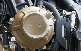 HONDA CB650R E-Clutch 2025 RH17