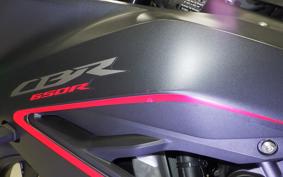HONDA CBR650R-2 2024 RH17