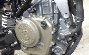 HUSQVARNA SVARTPILEN 401 2019