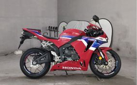 HONDA CBR600RR 2024 PC40