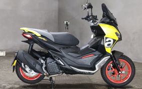 APRILIA SR GT 200 ..