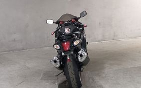 SUZUKI GSX-1300R HAYABUSA 2013 GX72B