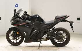 YAMAHA YZF-R25 A RG43J