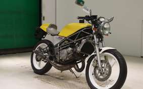 YAMAHA SDR200 2017 2TV