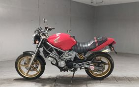 HONDA VTR 250 MC33