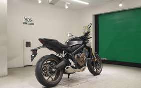 HONDA CB650R E-Clutch 2025 RH17