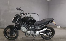 SUZUKI GLADIUS650 CX111