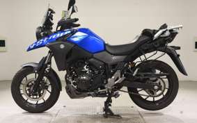 SUZUKI Vｽﾄﾛｰﾑ250A