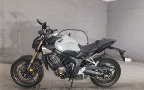 HONDA CB650R E-Clutch 2024 RH17