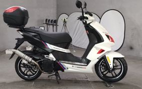 PEUGEOT SPEEDFIGHT 125 ..