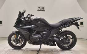 BMW R1300RS ASA 2025