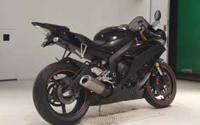 YAMAHA YZF-R6 2011