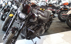 HARLEY FXLRS 2025 YWK