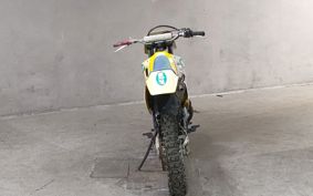 SUZUKI TS125R SF15A