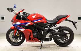 HONDA CBR650R E-Clutch 2025 RH17