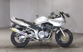 SUZUKI BANDIT1200 2001 GV77A