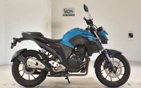 YAMAHA FZ25