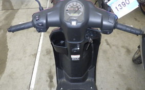 HONDA TACT-4ﾍﾞｰｼｯｸ AF79