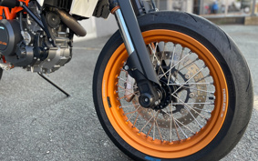 KTM 690 SMC R 2019 LST40