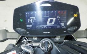 SUZUKI ｼﾞｸｻｰ250 2000 ED22B