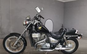 HONDA SHADOW 750 RC25