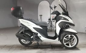YAMAHA TRICITY 125 SE82J