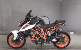 KTM 1290 SUPER  DUKE R V3940